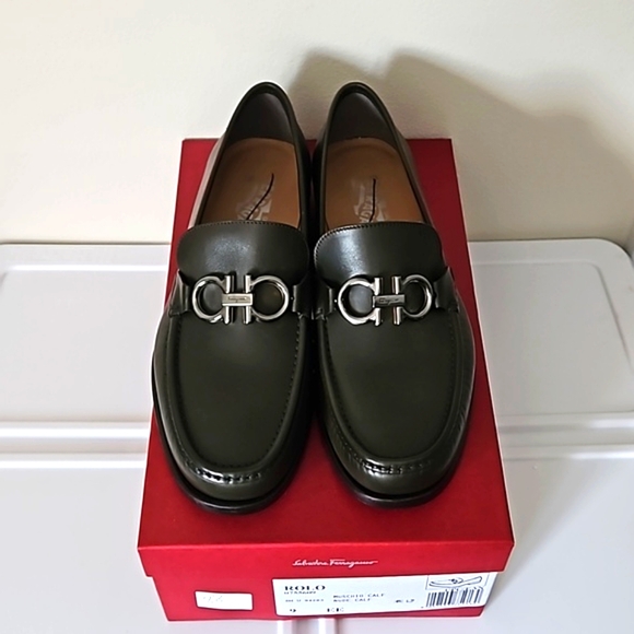 $950 Salvatore Ferragamo Reversible Gancini Buckle Loafers Shoes Size 9 - Picture 9 of 10